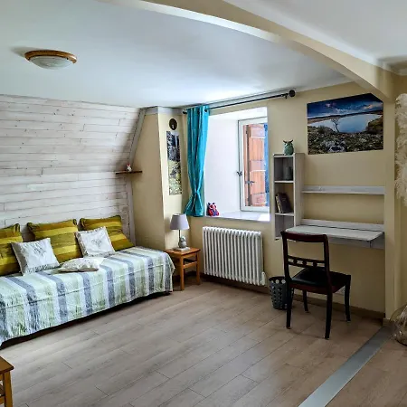 D'hotes Le Lepadou-bas 3* Saint-Chély-dʼAubrac