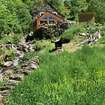 D'hotes Le Lepadou-bas Oda ve Kahvaltı Saint-Chély-dʼAubrac