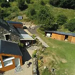 D'hotes Le Lepadou-bas 3* Saint-Chély-dʼAubrac