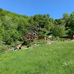 D'hotes Le Lepadou-bas Oda ve Kahvaltı Saint-Chély-dʼAubrac