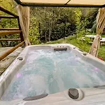 Oda ve Kahvaltı D'hotes Le Lepadou-bas Saint-Chély-dʼAubrac
