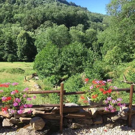 D'hotes Le Lepadou-bas Bed & Breakfast