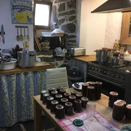 Et Table D'hôtes Le Lepadou-bas Saint-Chély-dʼAubrac