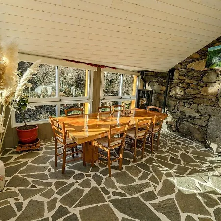 Bed and breakfast D'hotes Le Lepadou-bas Saint-Chély-dʼAubrac