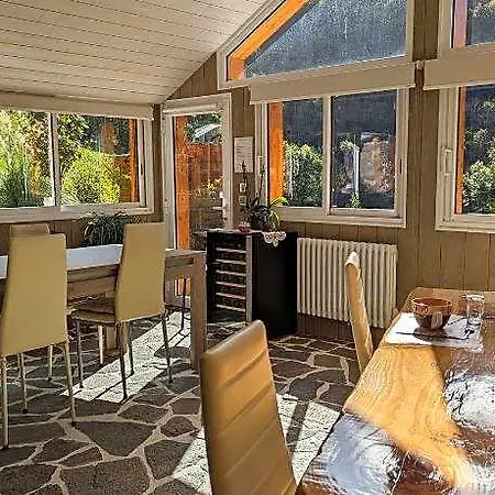 D'hotes Le Lepadou-bas Bed and Breakfast 3*