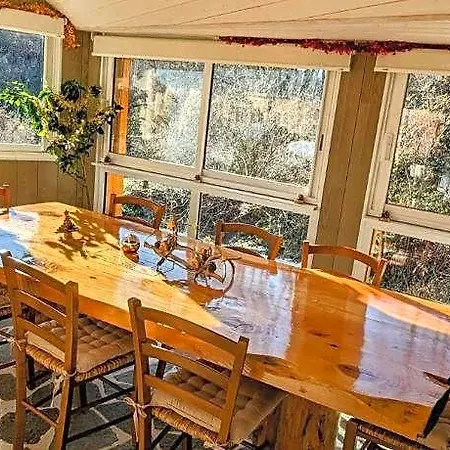 D'hotes Le Lepadou-bas Bed and Breakfast