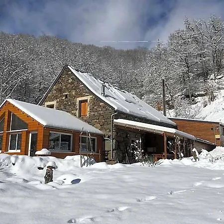 D'hotes Le Lepadou-bas Bed and Breakfast Saint-Chély-dʼAubrac