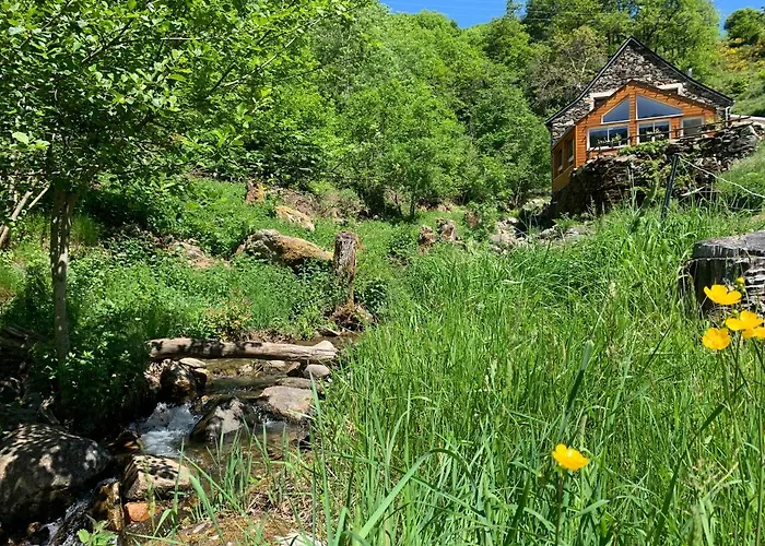 D'hotes Le Lepadou-bas Saint-Chély-dʼAubrac