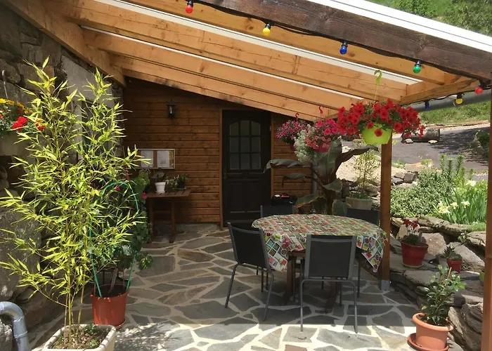 D'hotes Le Lepadou-bas Сен-Шели-д'Обрак