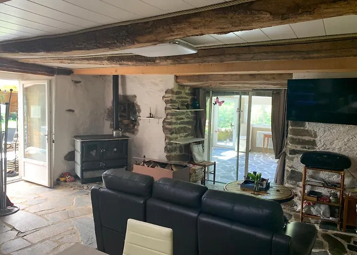 Bed and Breakfast D'hotes Le Lepadou-bas Saint-Chély-dʼAubrac