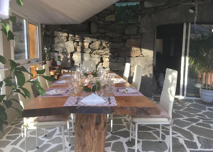 Bed and Breakfast D'hotes Le Lepadou-bas Saint-Chély-dʼAubrac