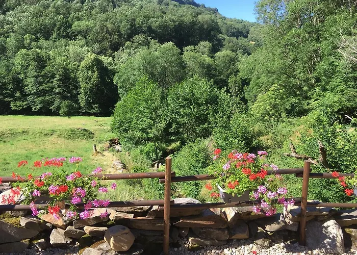 D'hotes Le Lepadou-bas Bed and Breakfast