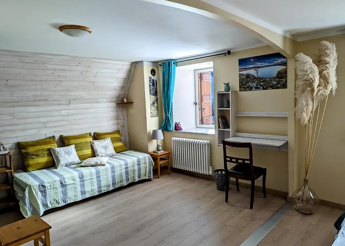 D'hotes Le Lepadou-bas 3* Saint-Chély-dʼAubrac