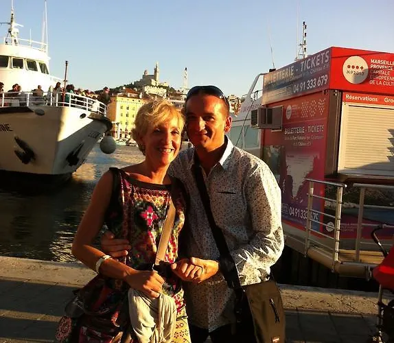 Bed and Breakfast D'hotes Le Lepadou-bas Saint-Chély-dʼAubrac