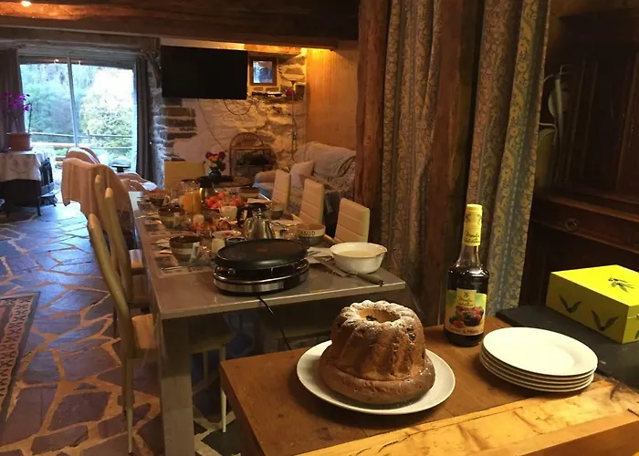 D'hotes Le Lepadou-bas Bed and Breakfast 3*